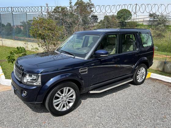 LAND ROVER DISCOVERY 4 3.0 SE 4X4 V6 24V BI-TURBO DIESEL 4P AUTOMÁTICO LAND ROVER DISCOVERY 4 3.0 SE 4X4 V6 24V BI-TURBO DIESEL 4P AUTOMÁTICO